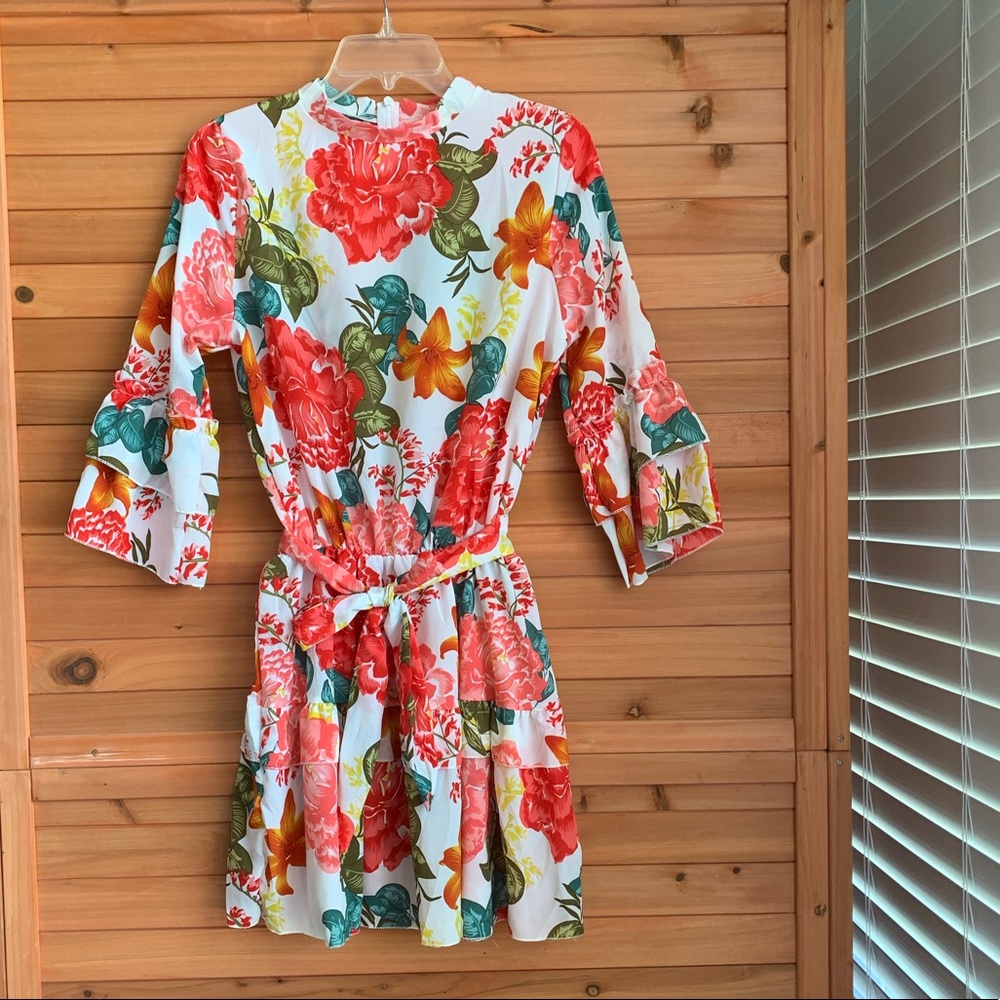 New Floral Dress with Ruffled Sleeve/Skirt, Medium